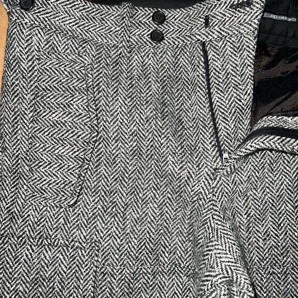 Alexander McQueen Wool Herringbone Cargo Pants. A. McQueen Era —Runway F/W 2009. - Picture 8 of 14